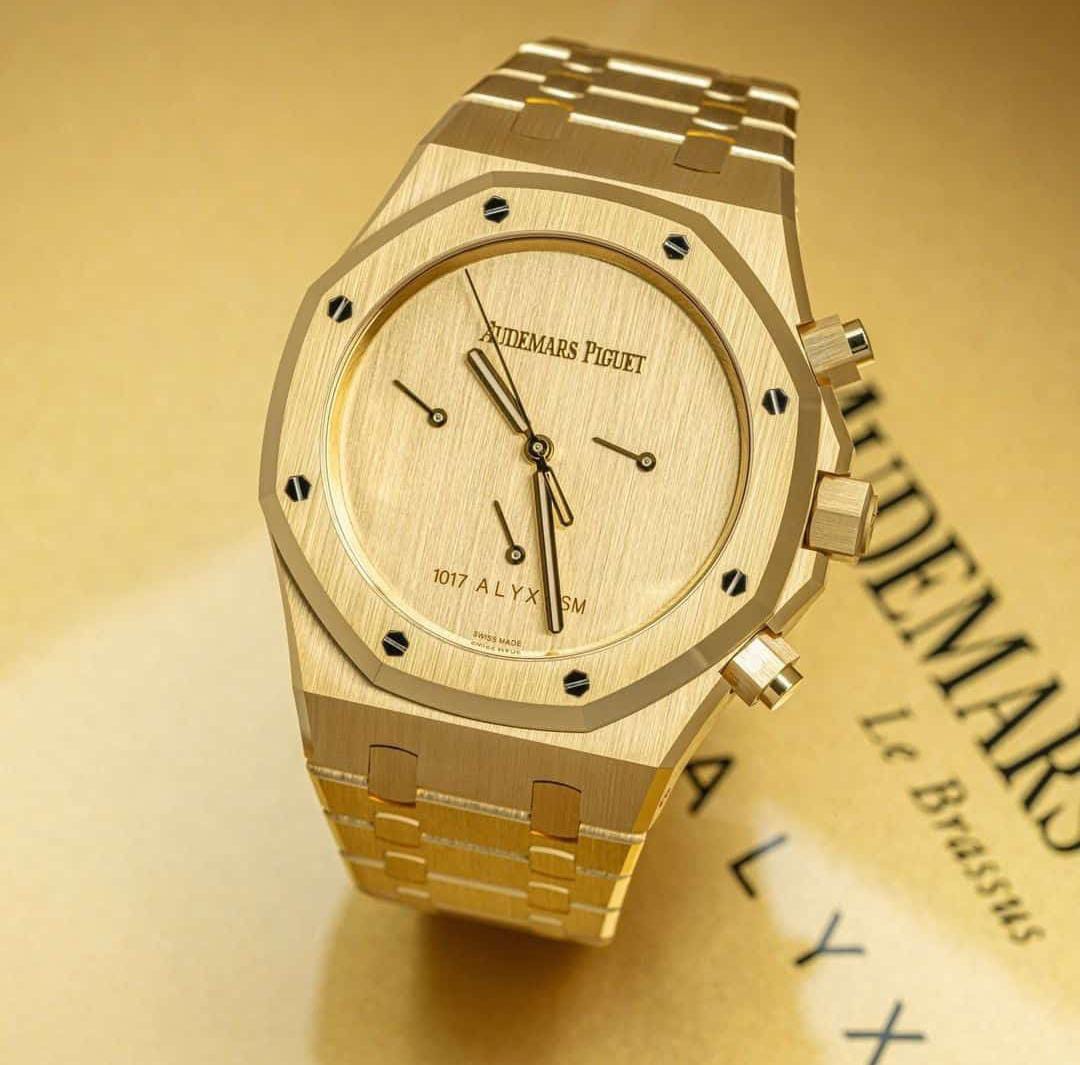 Audemars Piguet Royal Oak LIMITED EDITION — zoomed view