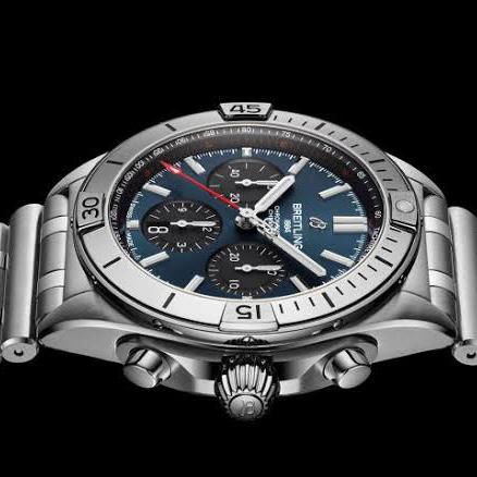 Breitling Chronomat B1-42