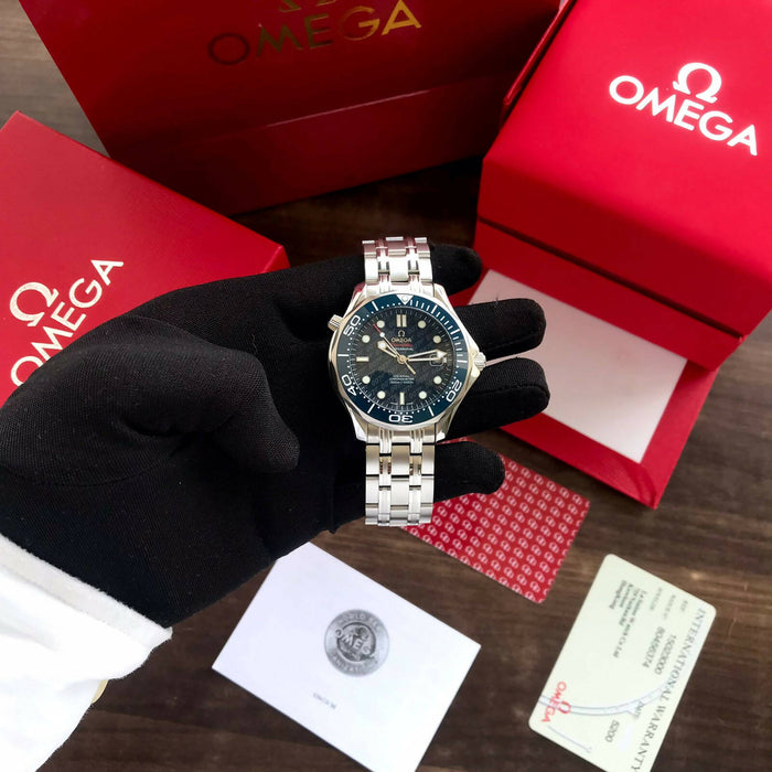 Omega Seamaster 007 Jeams Bond Automatic Stainless Steel Mens Watch